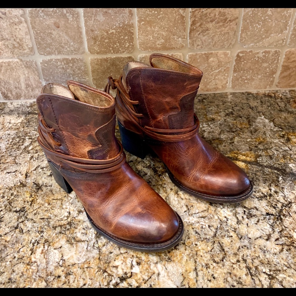 Freebird Casey Boots by Steven